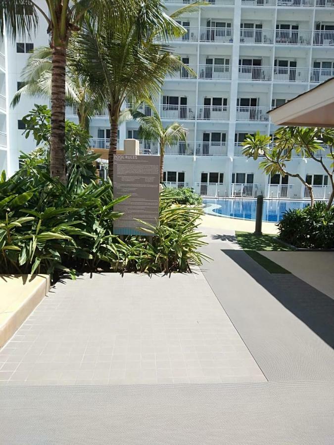 Shore Residences Moa Манила Экстерьер фото